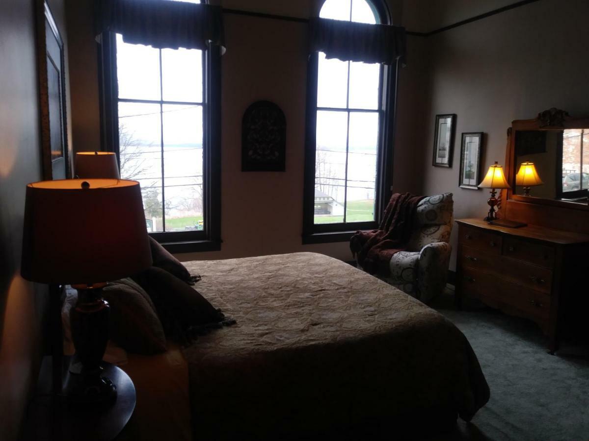 The Inn In Westport Екстер'єр фото