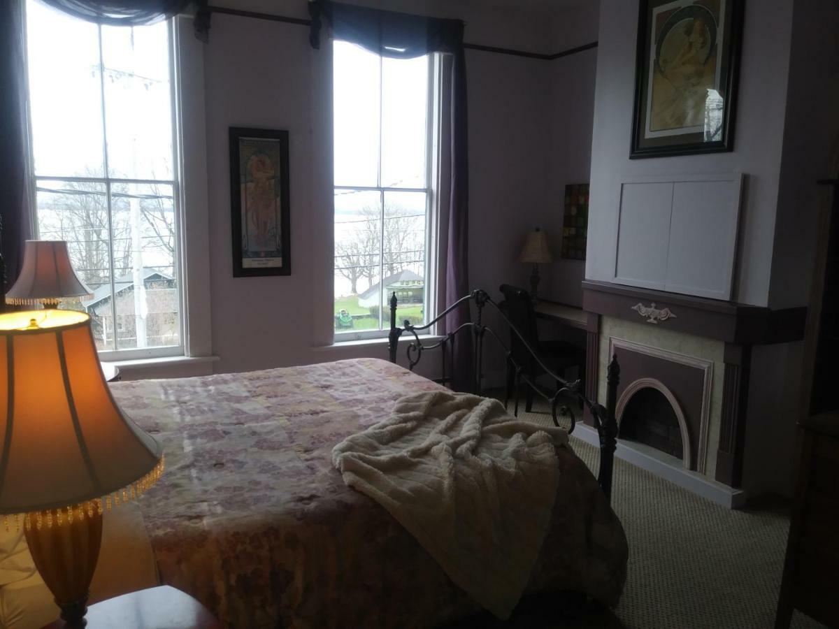 The Inn In Westport Екстер'єр фото